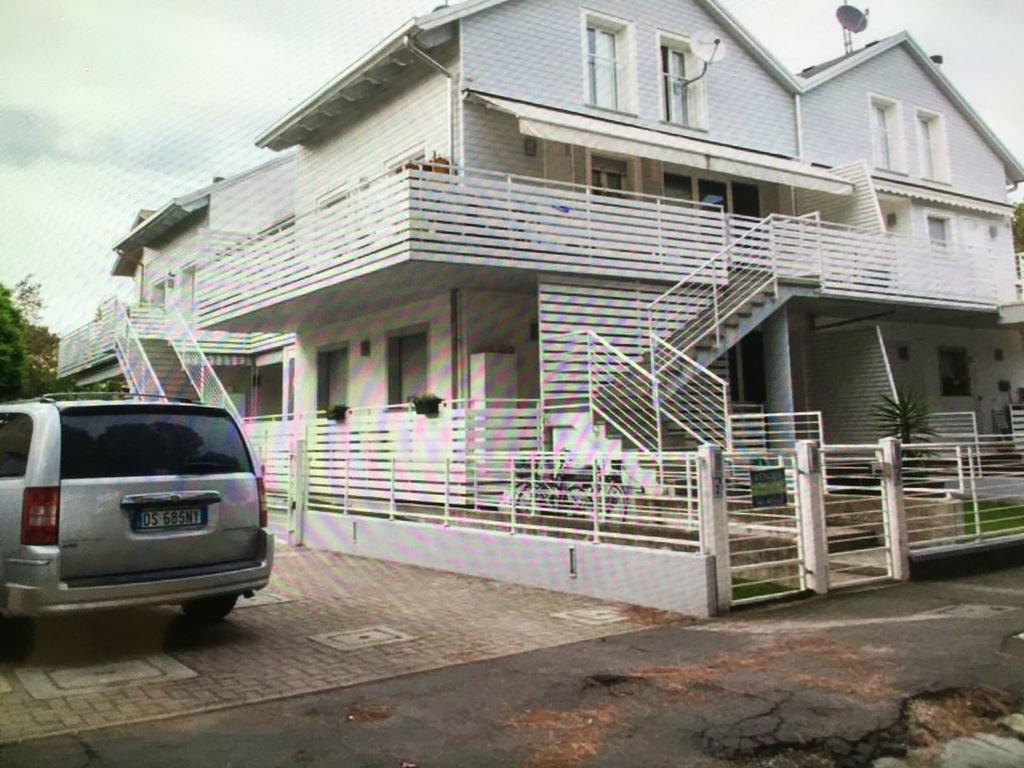 Casa Con Giardino Villa Червия Екстериор снимка